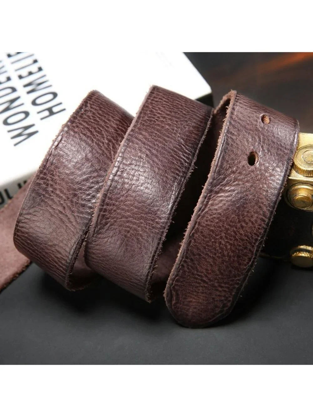 Stylish Men's 100% Italian Leather Belt with Anti-Scratch Buckle, Gift-Ready
